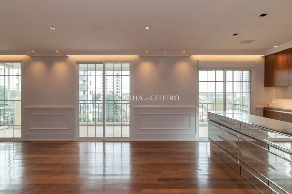 Arquitetura que valoriza o essencial em Carmelitas · demonstração