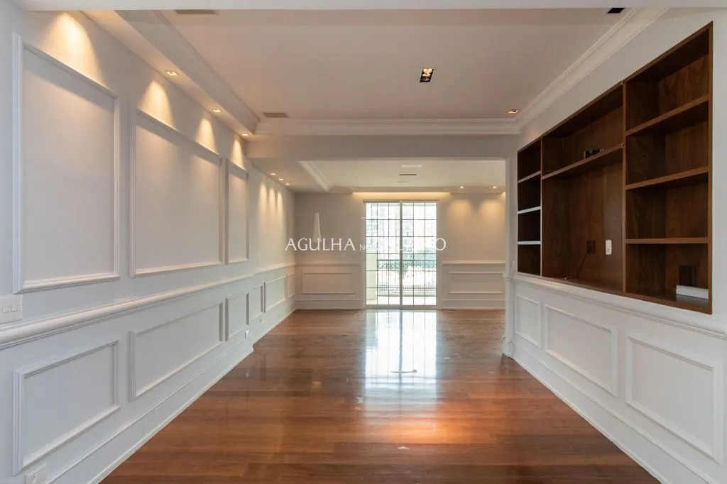 Arquitetura que valoriza o essencial em Carmelitas · demonstração