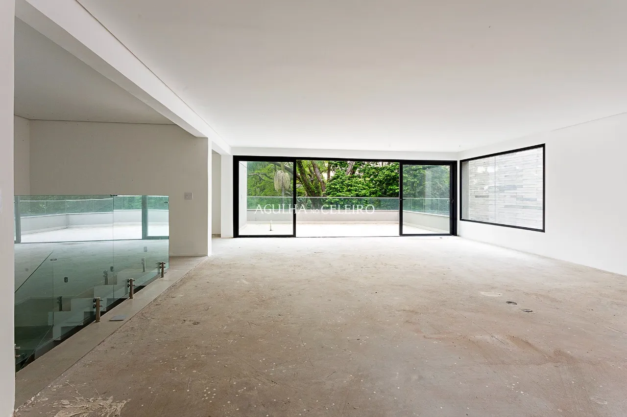 Arquitetura que valoriza o essencial em Carmelitas · demonstração