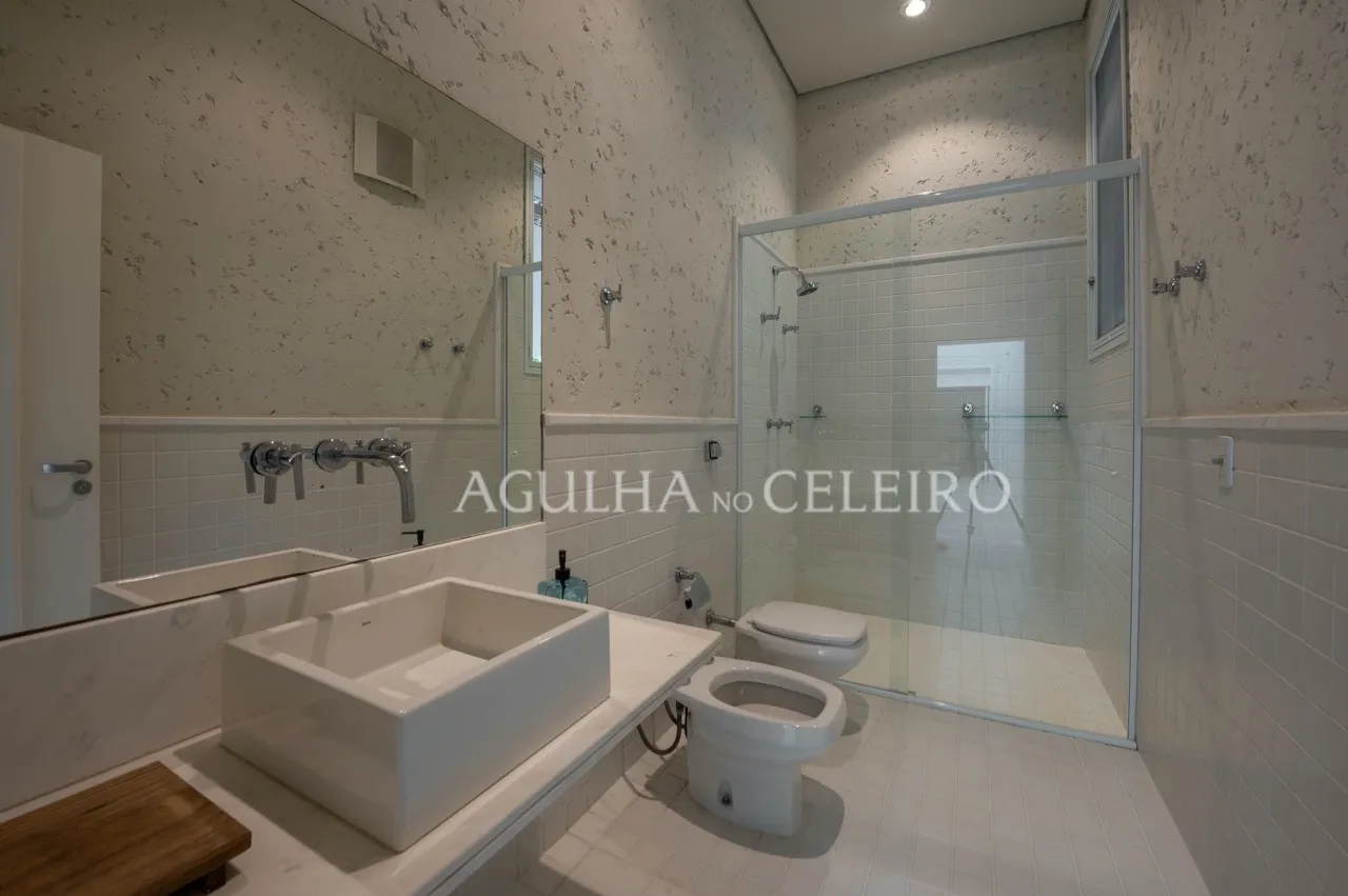 Luz natural e espaços para receber em Villa Morra · demonstração