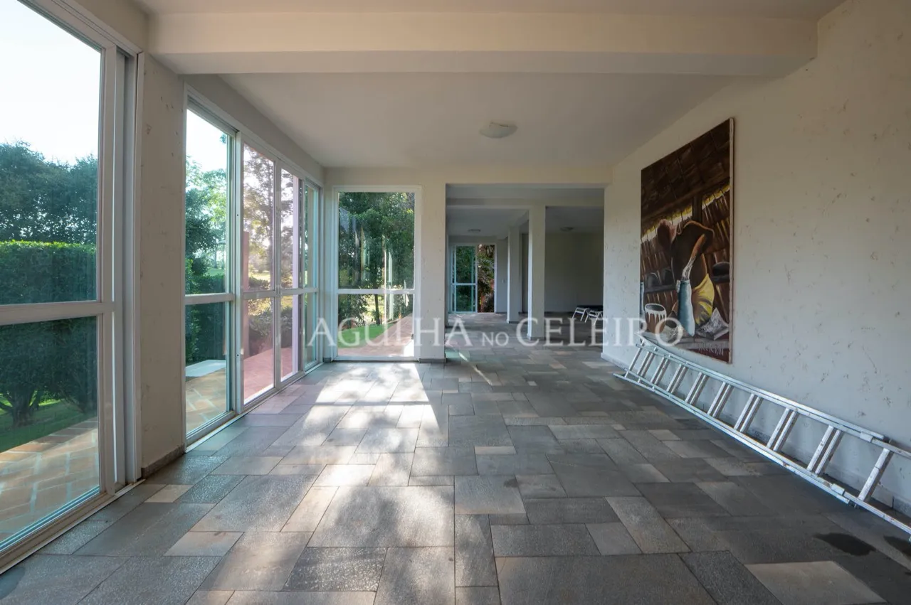Luz natural e espaços para receber em Villa Morra · demonstração
