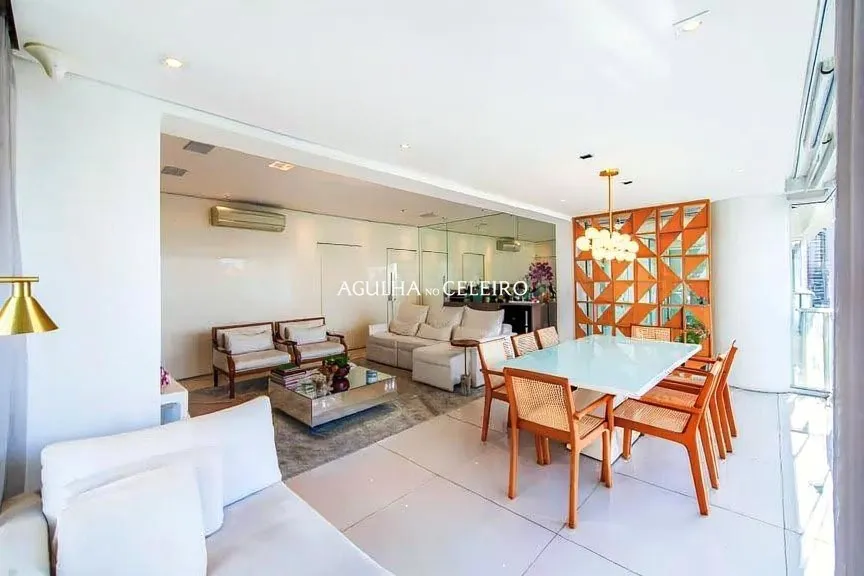 Arquitetura que valoriza o essencial em Carmelitas · demonstração