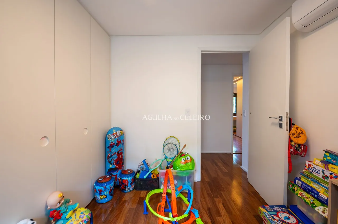 Luz natural e espaços para receber em Villa Morra · demonstração