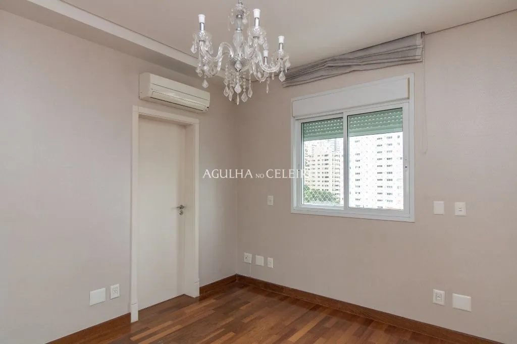 Arquitetura que valoriza o essencial em Carmelitas · demonstração