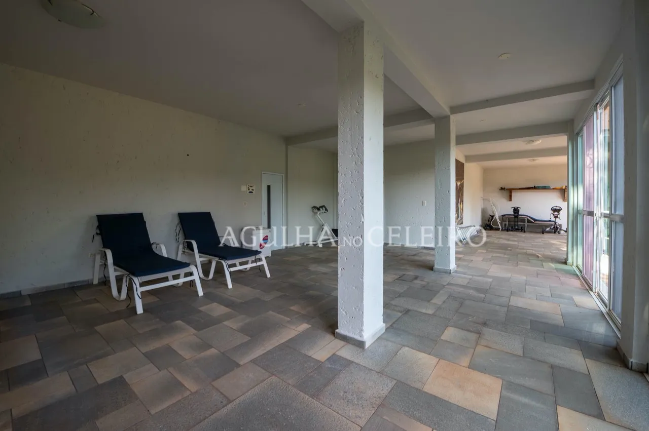 Luz natural e espaços para receber em Villa Morra · demonstração