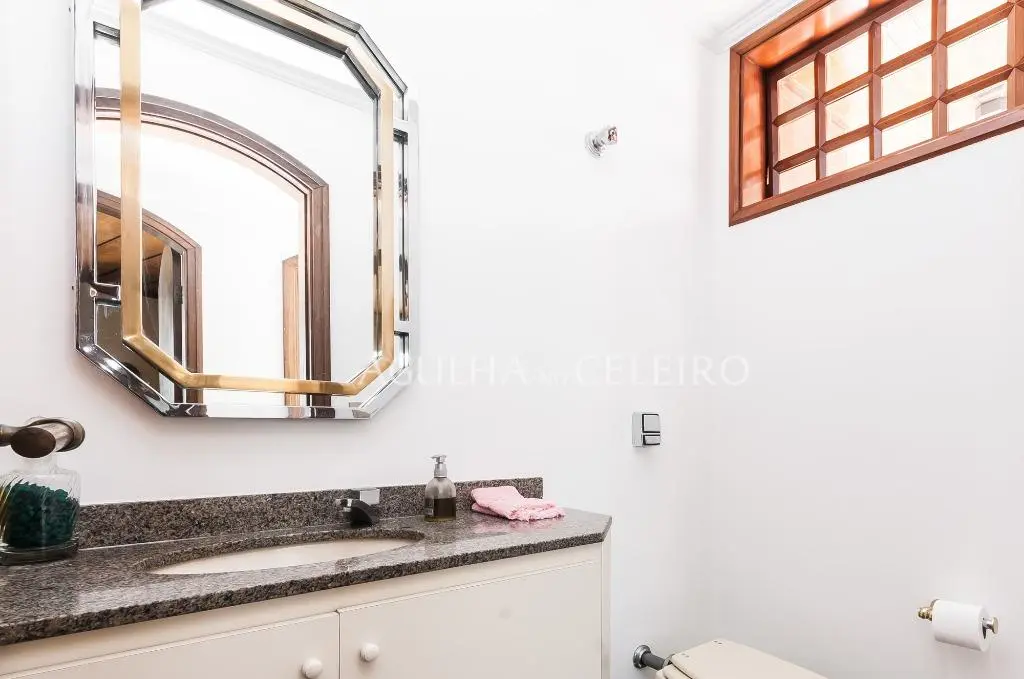 Luz natural e espaços para receber em Villa Morra · demonstração
