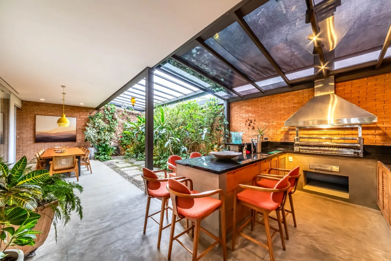 Arquitetura que valoriza o essencial em Carmelitas · demonstração